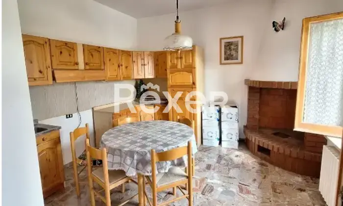 Rexer-Penne-Azienda-Agricola-in-vendita-in-Contrada-Villa-Degna-a-Penne-Altro