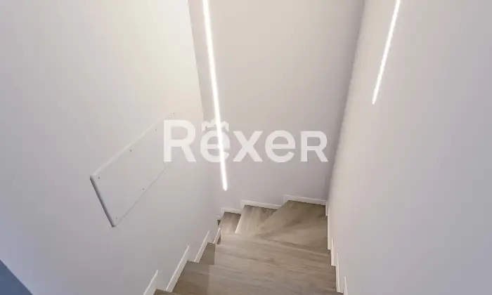 Rexer-Osio-Sotto-VILLA-IN-CLASSE-A-Altro