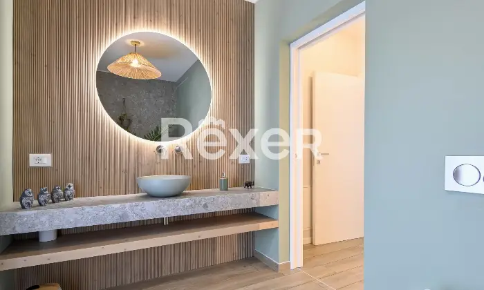 Rexer-Osio-Sotto-Villa-in-classe-A-Altro