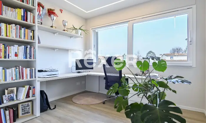 Rexer-Osio-Sotto-Villa-in-classe-A-Altro