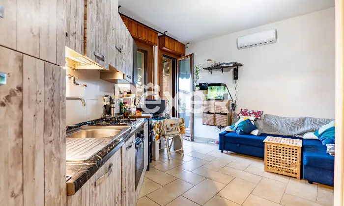 Rexer-Firenze-Bilocale-con-balcone-ottime-condizioni-Altro