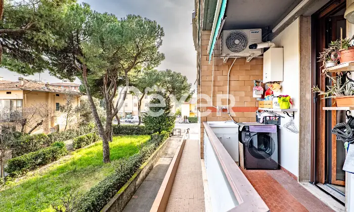 Rexer-Firenze-Bilocale-con-balcone-ottime-condizioni-Altro