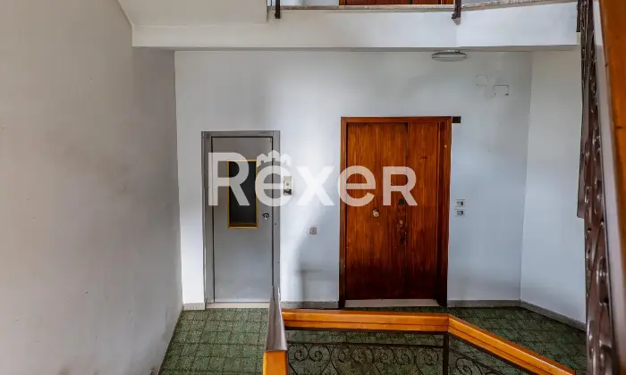 Rexer-Firenze-Bilocale-con-balcone-ottime-condizioni-Altro