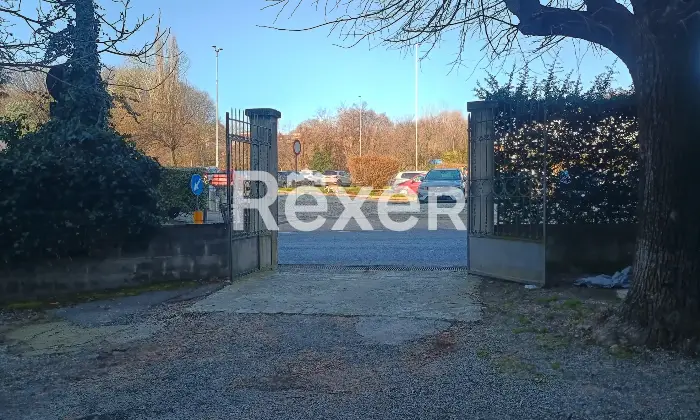 Rexer-Como-Bilocale-senza-spese-e-posto-auto-Altro