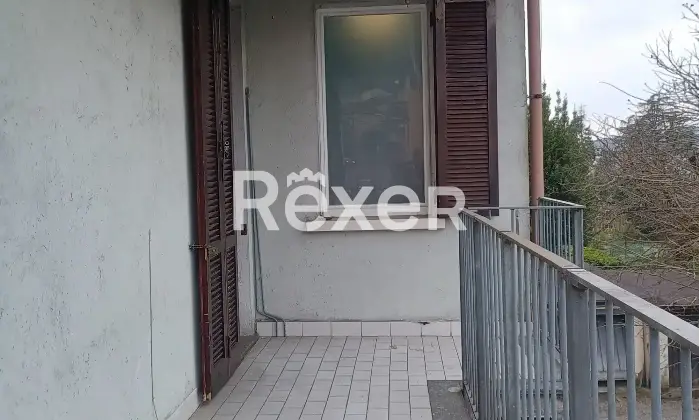 Rexer-Como-Bilocale-senza-spese-e-posto-auto-Altro