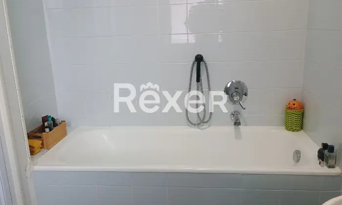 Rexer-Como-Bilocale-senza-spese-e-posto-auto-Altro