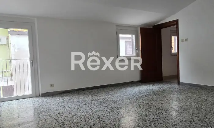 Rexer-San-Vito-Chietino-Stabile-bifamiliare-ristrutturato-con-doppio-ingresso-indipendente-Altro