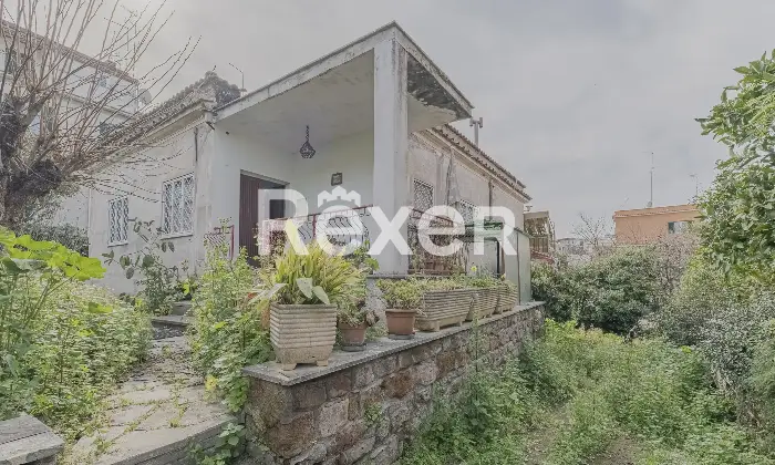 Rexer-Vitinia-Villa-indipendente-con-giardino-Altro