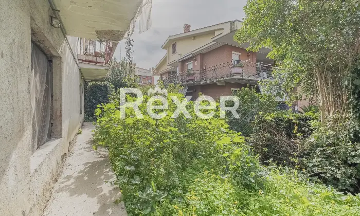 Rexer-Vitinia-Villa-indipendente-con-giardino-Altro