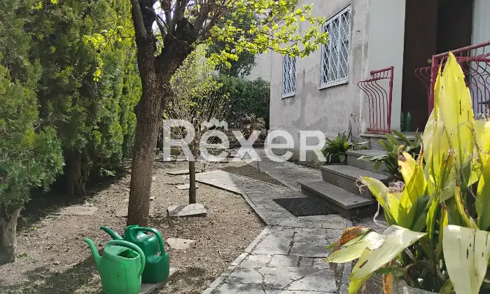Rexer-Vitinia-Villa-indipendente-con-giardino-Altro