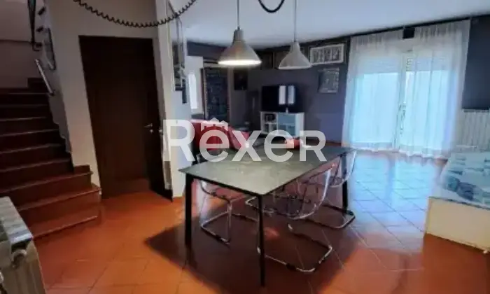 Rexer-Rionero-In-Vulture-Appartamento-su-due-livelli-in-vendita-in-Via-Brindisi-a-Rionero-in-Vulture-Altro