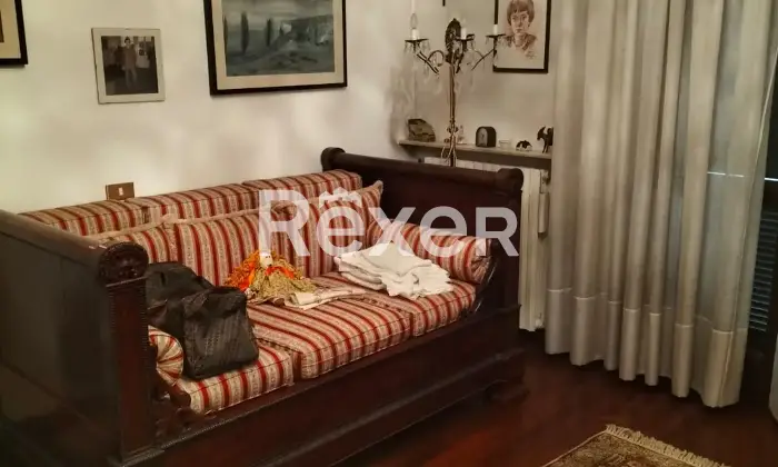 Rexer-Torricella-Verzate-Villa-indipendente-con-dependance-in-vendita-in-via-Roma-a-Torricella-Verzate-Altro