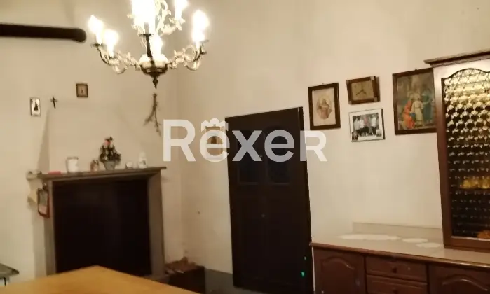 Rexer-Valaperta-Cielo-terra-a-rustico-da-ristrutturare-Altro