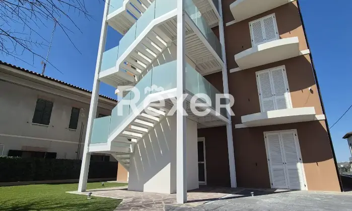 Rexer-Cingoli-Appartamento-con-giardino-in-vendita-in-Via-Gioacchino-Rossini-a-Strada-Cingoli-Altro