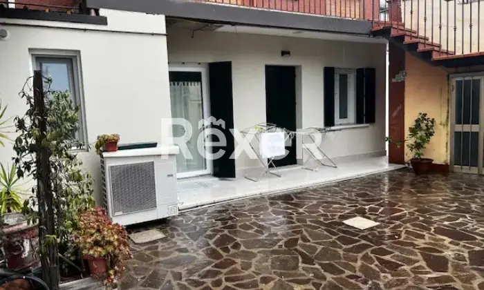 Rexer-Berra-Compendio-immobiliare-in-vendita-in-via-Piave-a-Berra-Altro