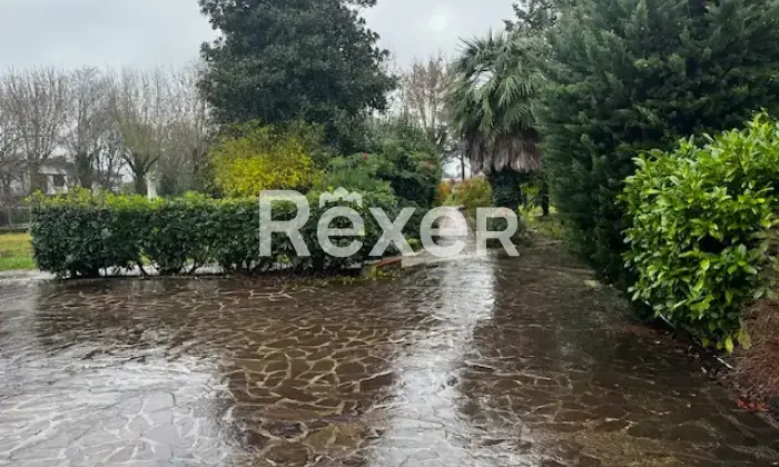 Rexer-Berra-Compendio-immobiliare-in-vendita-in-via-Piave-a-Berra-Altro