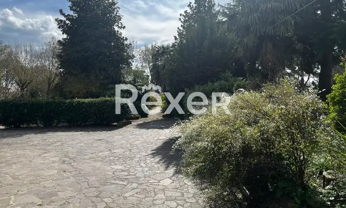 Rexer-Berra-Compendio-immobiliare-in-vendita-in-via-Piave-a-Berra-Altro