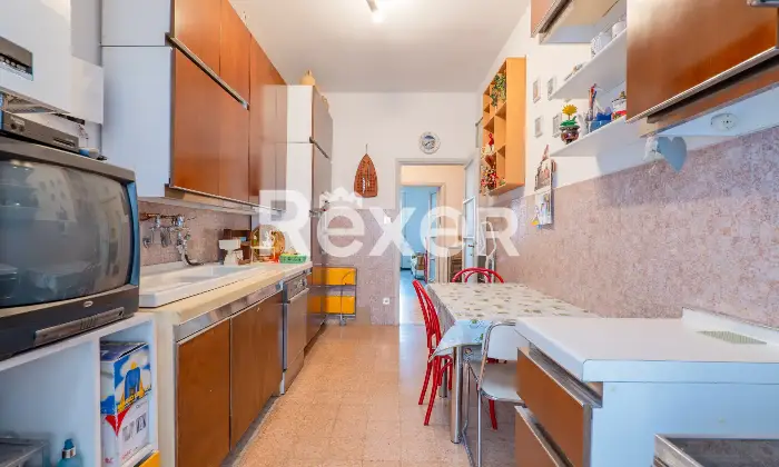 Rexer-Firenze-Firenze-vani-termoautonomo-e-ascensore-Altro