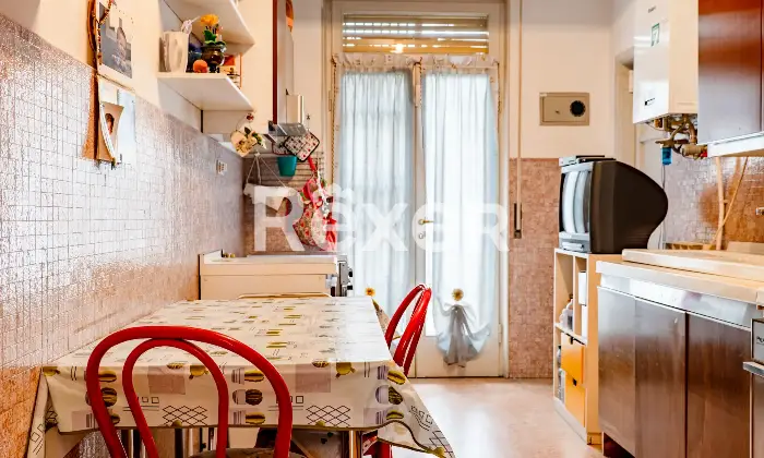 Rexer-Firenze-Firenze-vani-termoautonomo-e-ascensore-Altro