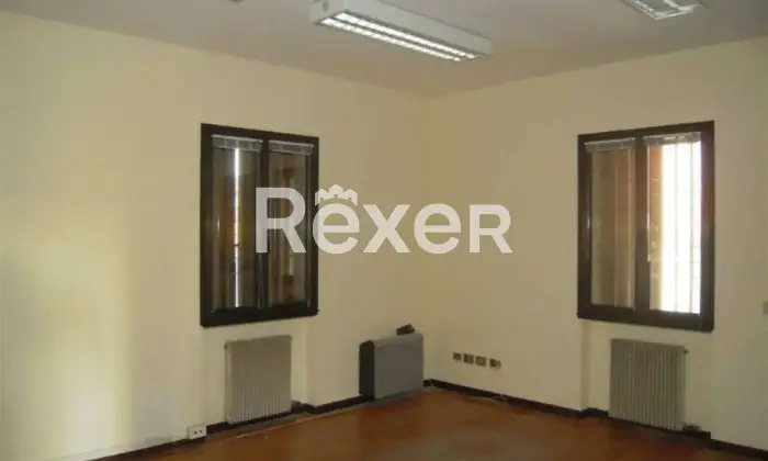 Rexer-Conegliano-Filiale-Bancaria-in-vendita-a-Conegliano-Altro