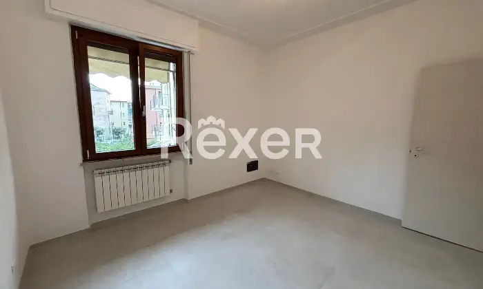 Rexer-Spotorno-Comodo-trilocale-ristrutturato-Altro