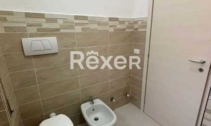 Rexer-Spotorno-Comodo-trilocale-ristrutturato-Altro