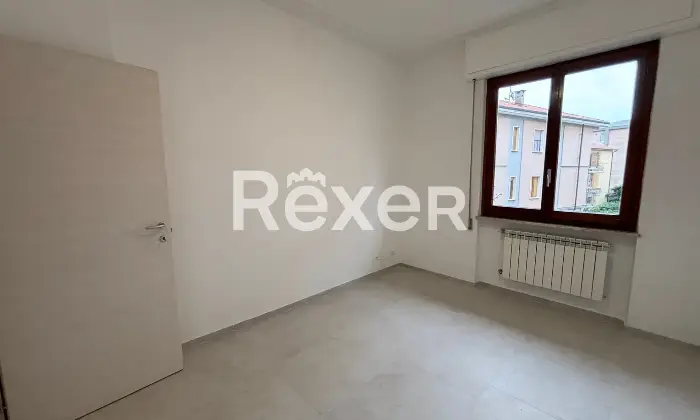 Rexer-Spotorno-Comodo-trilocale-ristrutturato-Altro