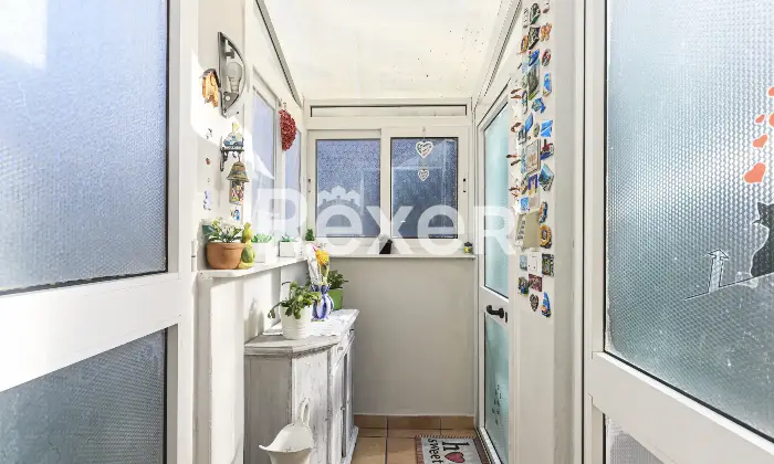 Rexer-Genova-Vendesi-appartamento-di-ampie-dimensioni-Altro