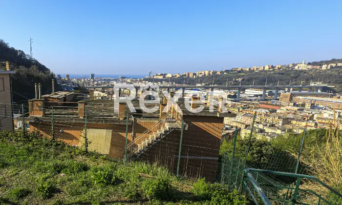 Rexer-Genova-Vendesi-appartamento-di-ampie-dimensioni-Altro