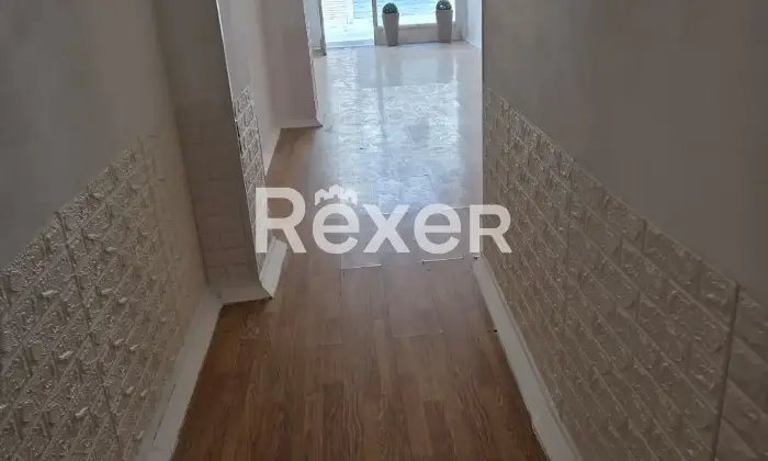 Rexer-Sava-Locale-commerciale-in-vendita-in-Via-Farnese-a-Sava-Altro