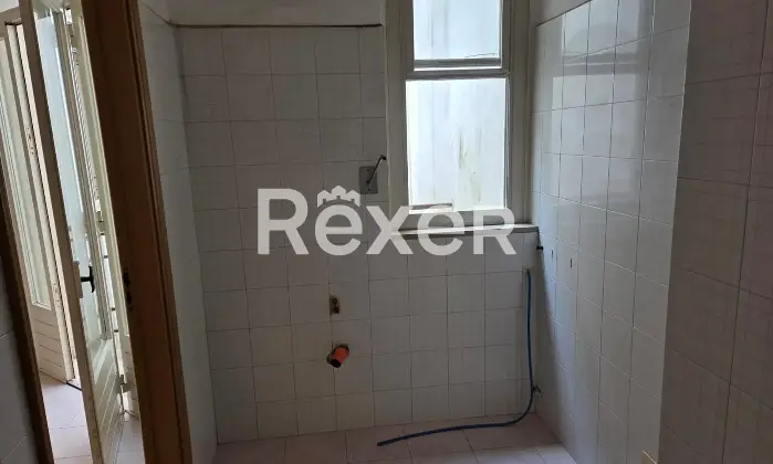 Rexer-Sava-Ufficio-e-appartamento-in-vendita-in-Via-Roma-a-Sava-TA-Altro