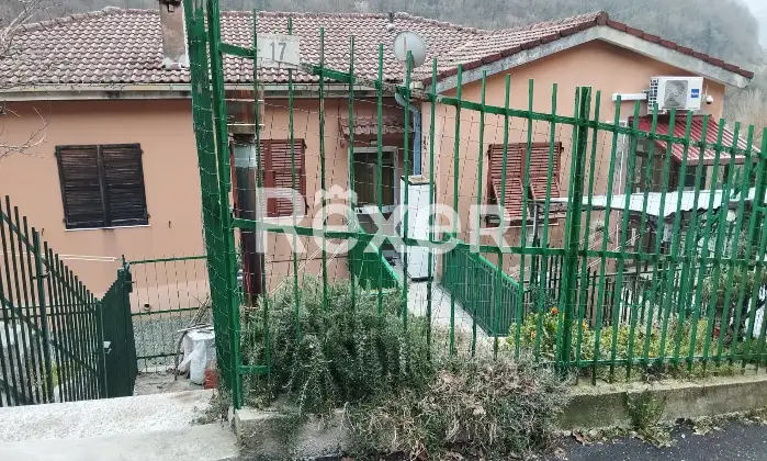 Rexer-Casella-Appartamento-semiindipendente-in-vendita-in-Via-Suia-a-Frazione-Avosso-Casella-Altro