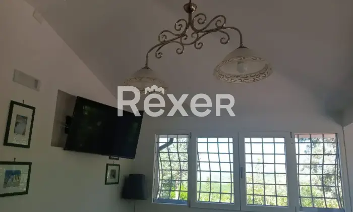 Rexer-Castelvetere-sul-Calore-Villa-in-vendita-in-Via-Serra-a-Castelvetere-sul-Calore-Altro