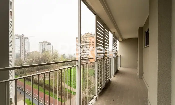 Rexer-Milano-Bilocale-in-torre-Fra-Pampuri-Terrazzo