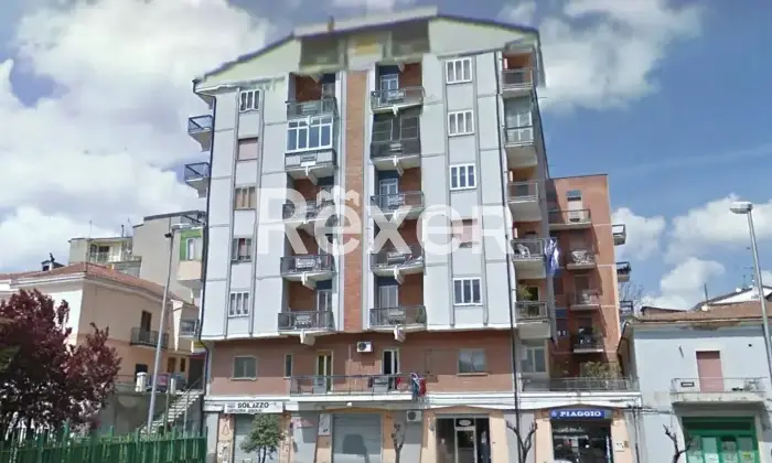 Rexer-Rionero-In-Vulture-Panoramico-Appartamento-al-Piano-con-Balconi-Vista-Vallata-Palazzo-Preziuso-Altro