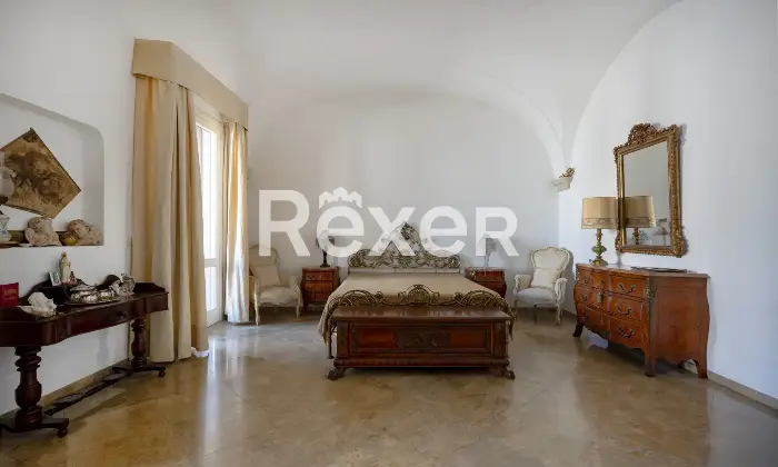 Rexer-Mesagne-Villa-in-centro-storico-con-terrazza-panoramica-e-garage-Altro