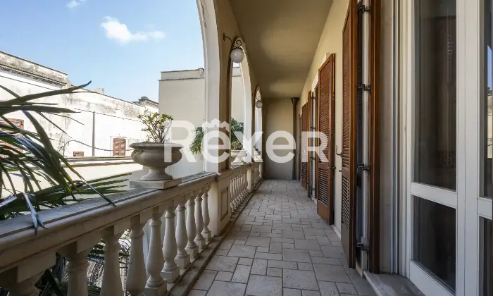 Rexer-Mesagne-Villa-in-centro-storico-con-terrazza-panoramica-e-garage-Altro