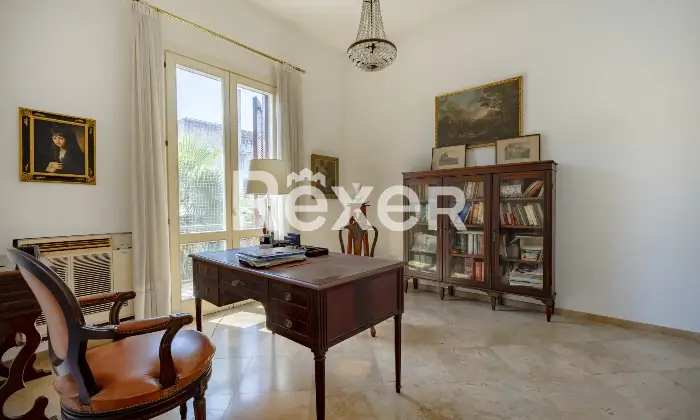 Rexer-Mesagne-Villa-in-centro-storico-con-terrazza-panoramica-e-garage-Altro