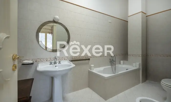 Rexer-Mesagne-Villa-in-centro-storico-con-terrazza-panoramica-e-garage-Altro