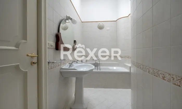 Rexer-Mesagne-Villa-in-centro-storico-con-terrazza-panoramica-e-garage-Altro