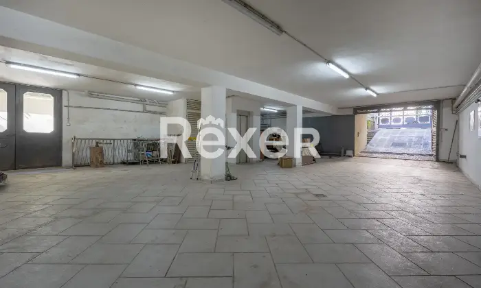 Rexer-Mesagne-Villa-in-centro-storico-con-terrazza-panoramica-e-garage-Altro