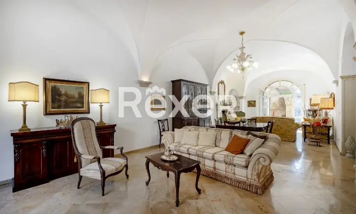 Rexer-Mesagne-Villa-in-centro-storico-con-terrazza-panoramica-e-garage-Altro