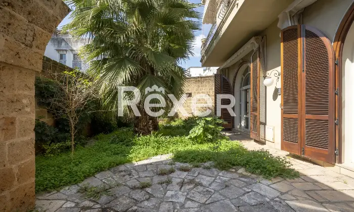 Rexer-Mesagne-Villa-in-centro-storico-con-terrazza-panoramica-e-garage-Altro