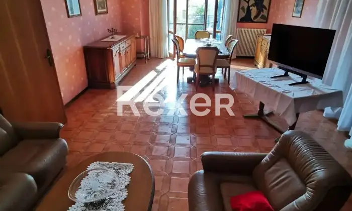 Rexer-Cologno-Monzese-Complesso-immobiliare-vicino-Fininvest-Altro