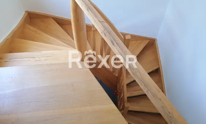 Rexer-Cassano-Magnago-Trilocale-con-doppi-servizi-in-palazzina-senza-spese-condominiali-Altro