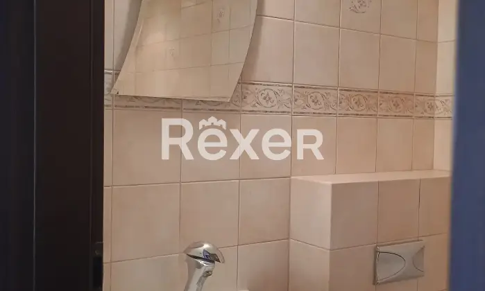 Rexer-Cassano-Magnago-Trilocale-con-doppi-servizi-in-palazzina-senza-spese-condominiali-Altro