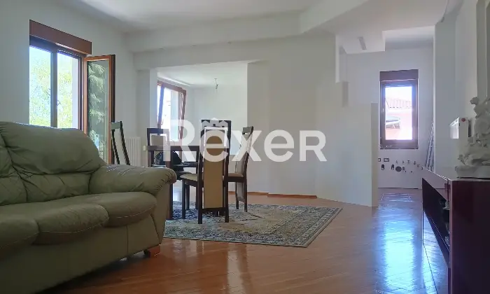 Rexer-Cassano-Magnago-Trilocale-con-doppi-servizi-in-palazzina-senza-spese-condominiali-Altro