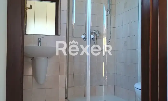 Rexer-Cassano-Magnago-Trilocale-con-doppi-servizi-in-palazzina-senza-spese-condominiali-Altro