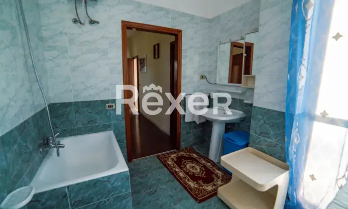 Rexer-Massafra-Villa-con-piscina-condominiale-e-spiaggia-raggiungibile-a-piedi-Altro