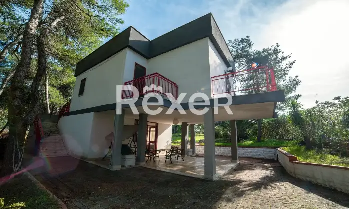 Rexer-Massafra-Villa-con-piscina-condominiale-e-spiaggia-raggiungibile-a-piedi-Altro